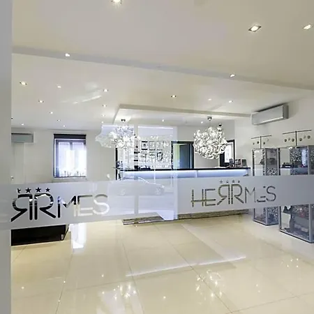 Herrmes Hotell 3*